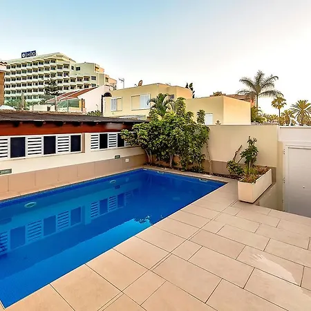 Veronicas Villa